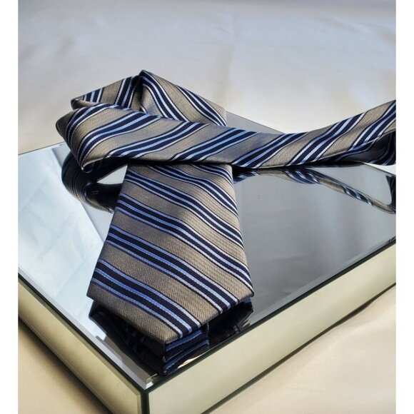 Jos. A. Bank Signature Collection Necktie Men's Silk Blue Gray Striped Tie - Picture 3 of 10